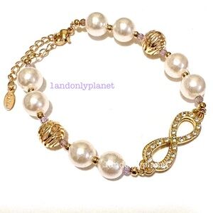 Just in💕 NEW Elegant Pearl & Natural Stone Infinity Bracelet w Gold Zebra Beads